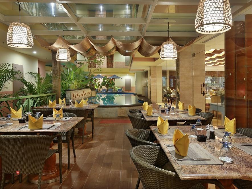 Hotel Sens And